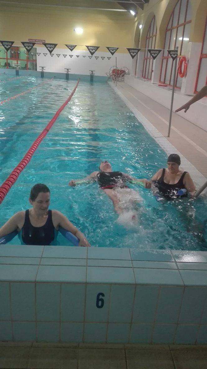 zajęcia na basenie