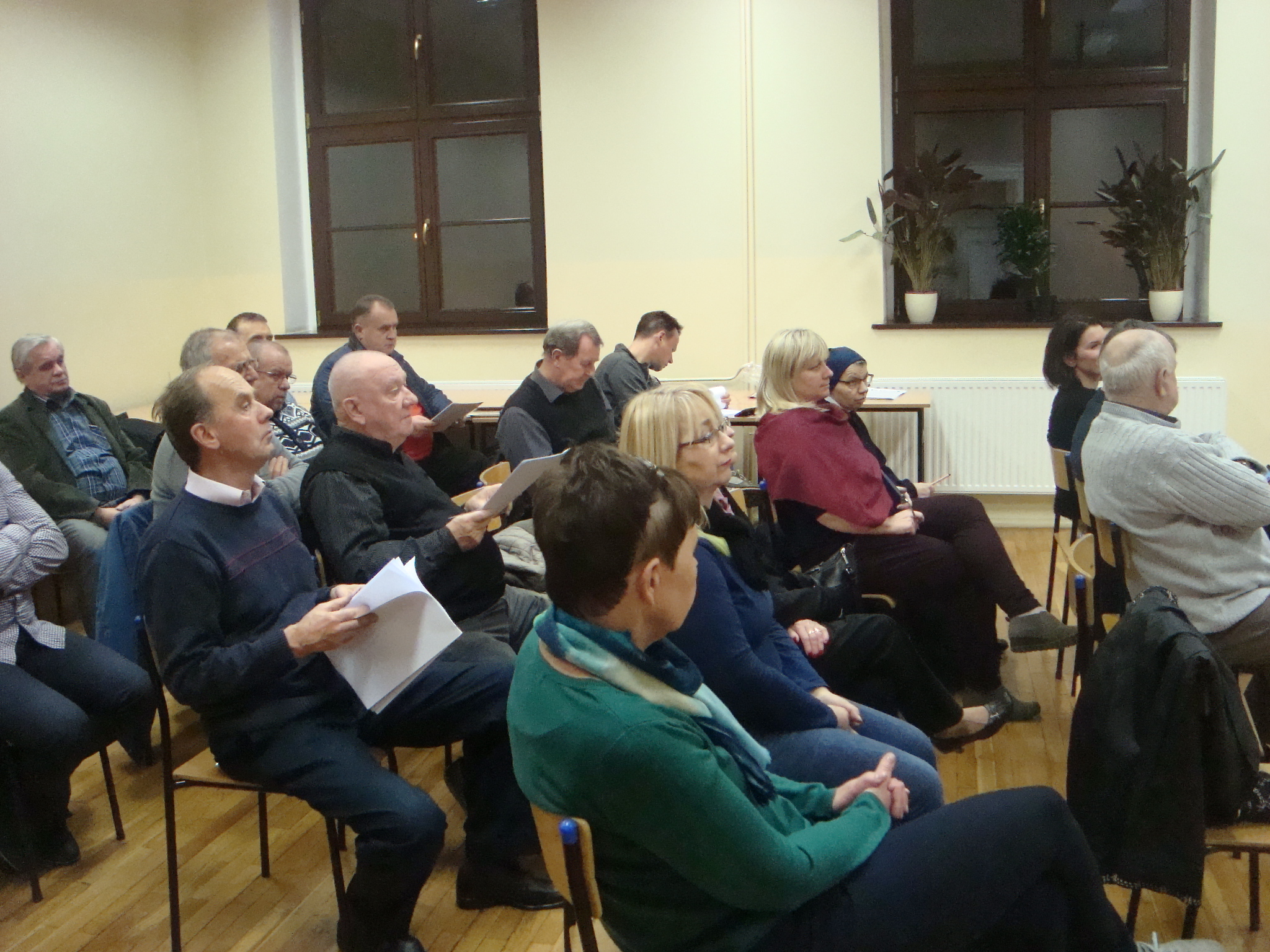 zdjecie-spotkanie-realizacja-projektow