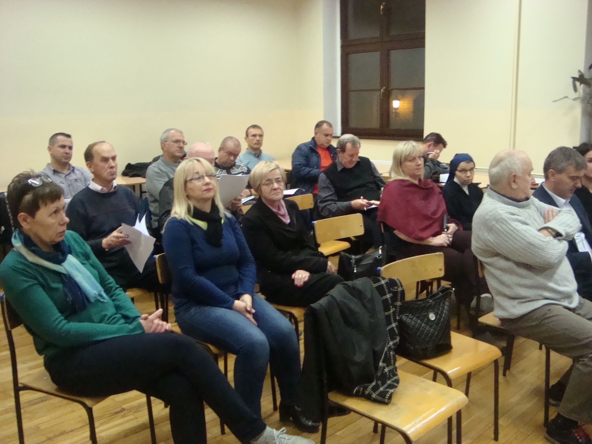 zdjecie-spotkanie-realizacja-projektow