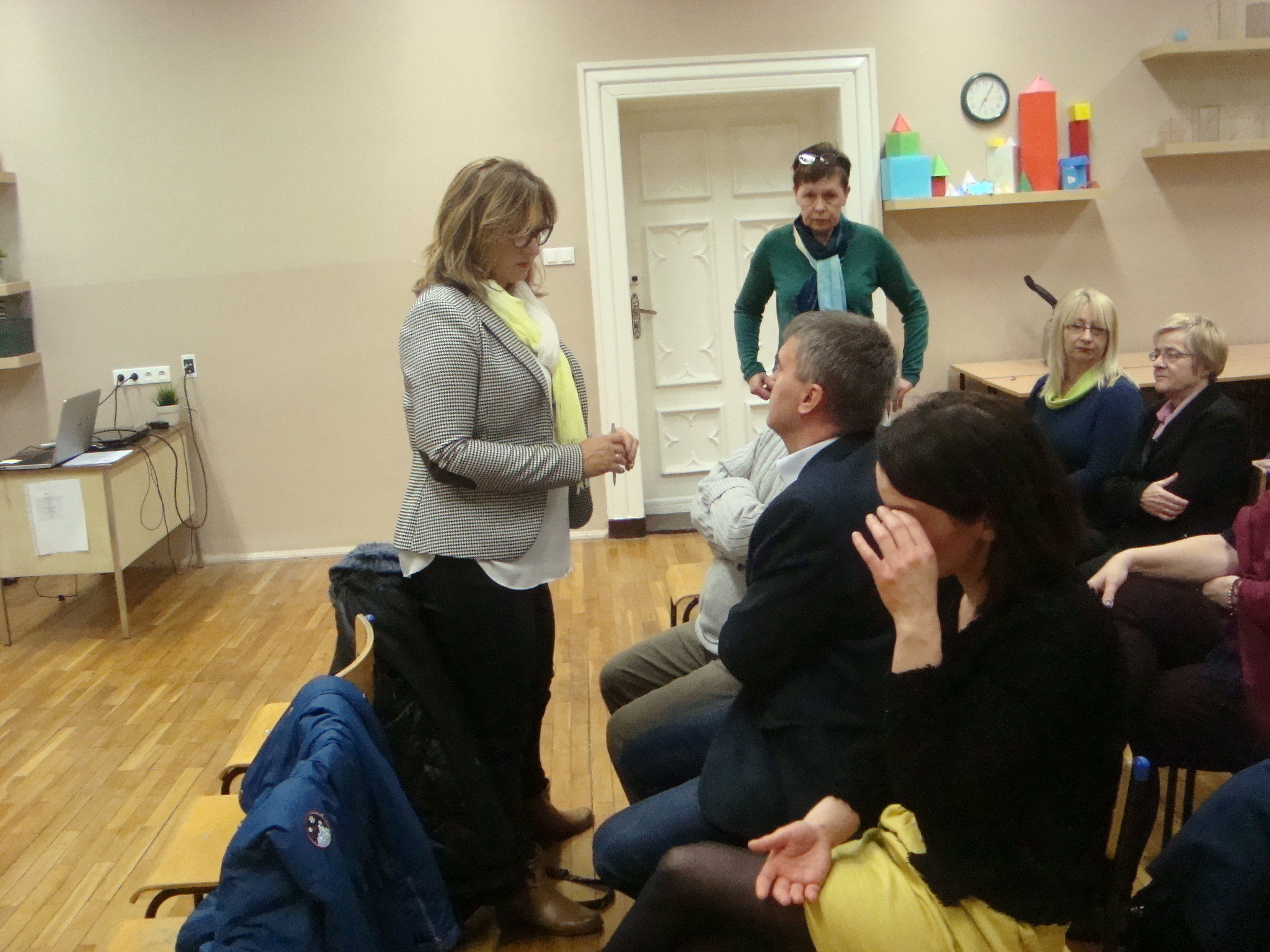 zdjecie-spotkanie-realizacja-projektow